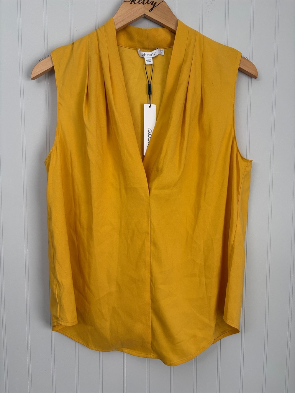 Chico’s Sleeveless V-Neck Tank Blouse Women’s Size 6